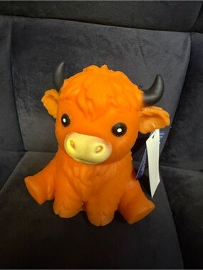 Orange  or brown you choose ‼️Highland cow